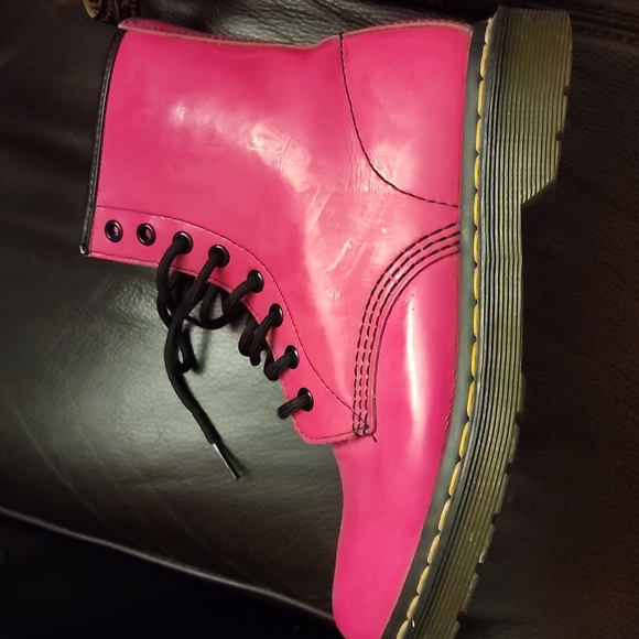 Dr. Marten’s 1460 8-Eye Hot Pink Patent Boots - Picture 6 of 16